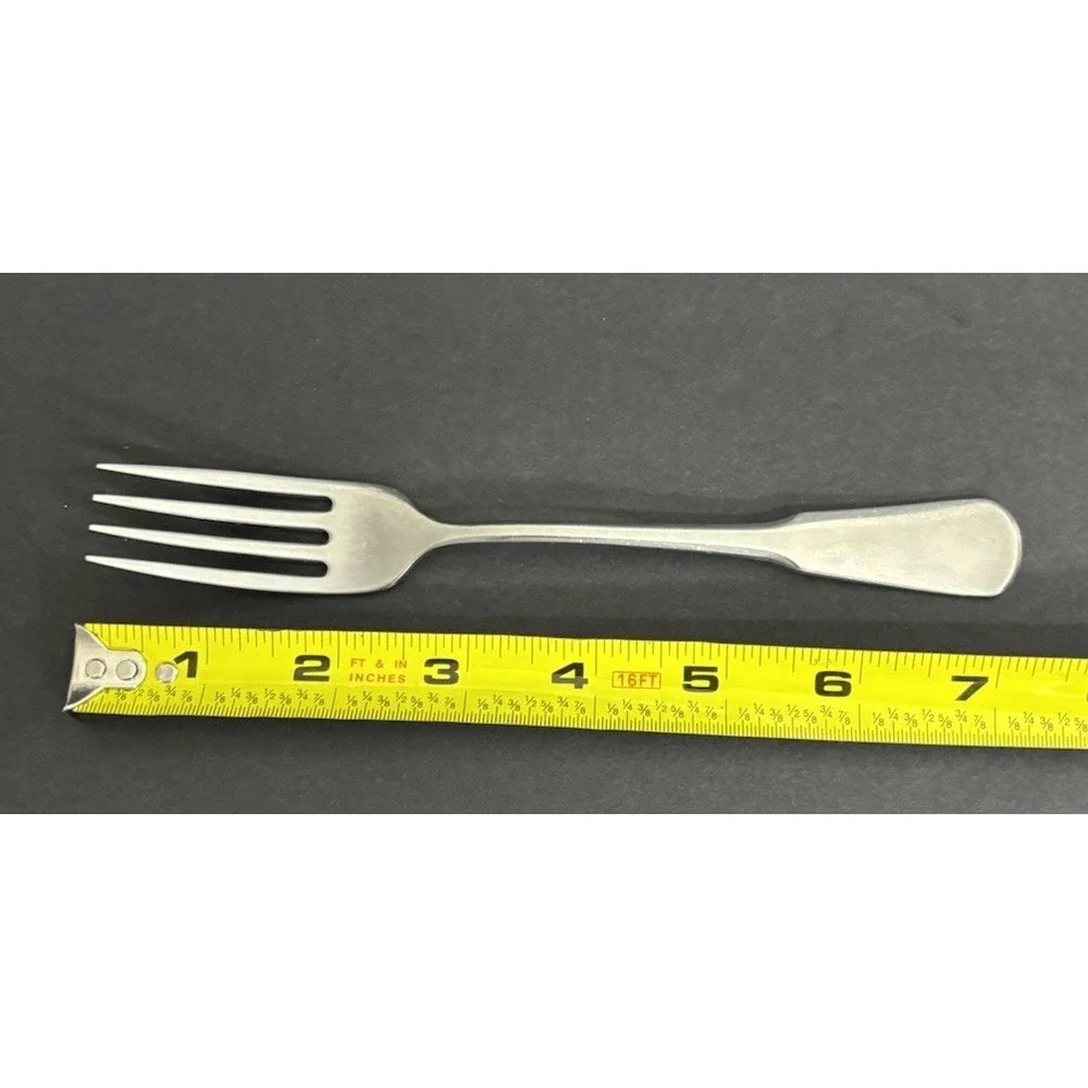 4 Oneida Colonial Boston Minute Man Dinner Forks SSS 7 1/4